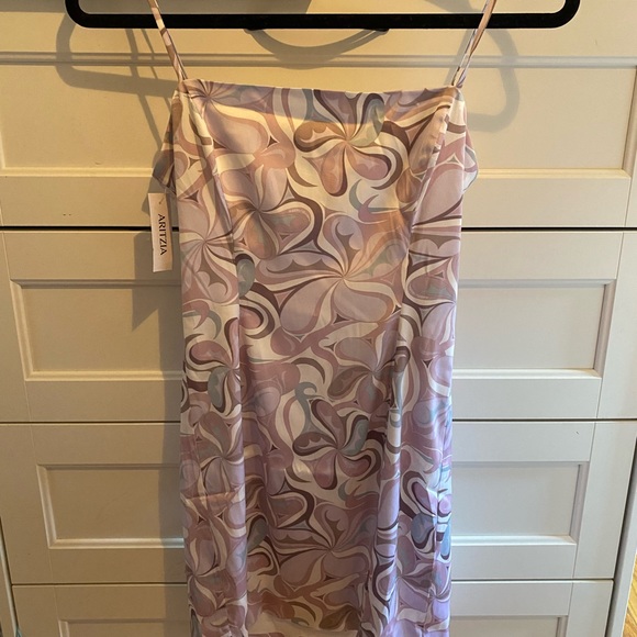 Aritzia Sunday Best Dress - Picture 4 of 6